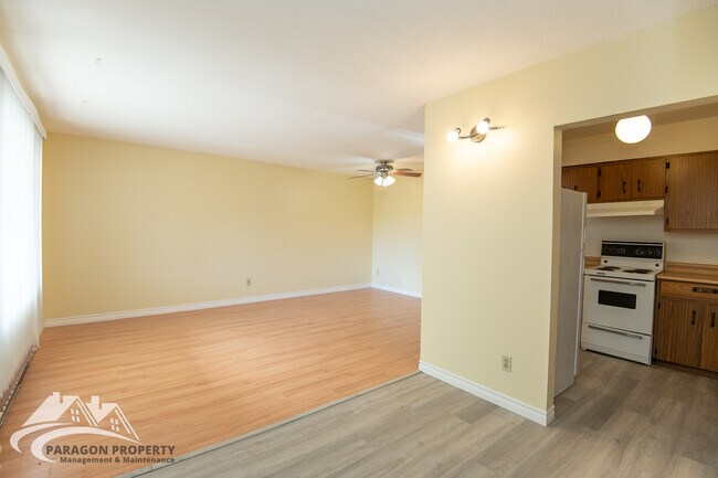 Photo du bâtiment - 6 Sarah Crescent