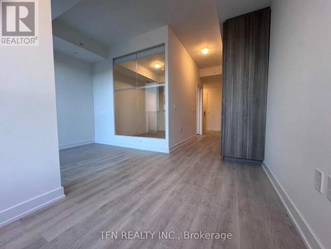 Photo du bâtiment - 15 Richardson St