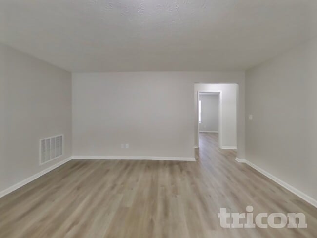 Building Photo - 7925 Liberty School Ln