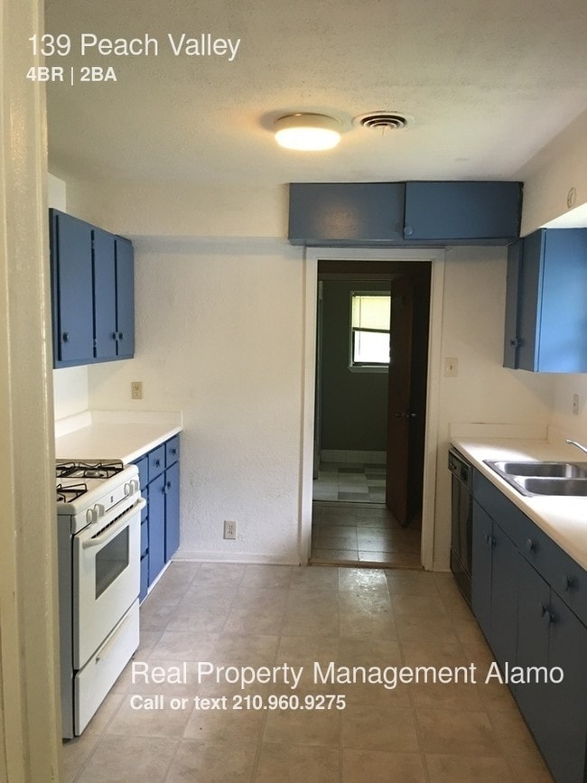 Building Photo - 139 Peach Valley Dr