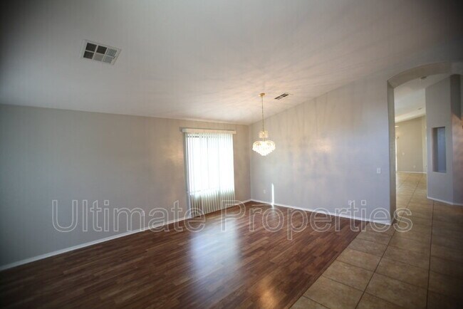 Foto del edificio - 13390 W Watson Ln