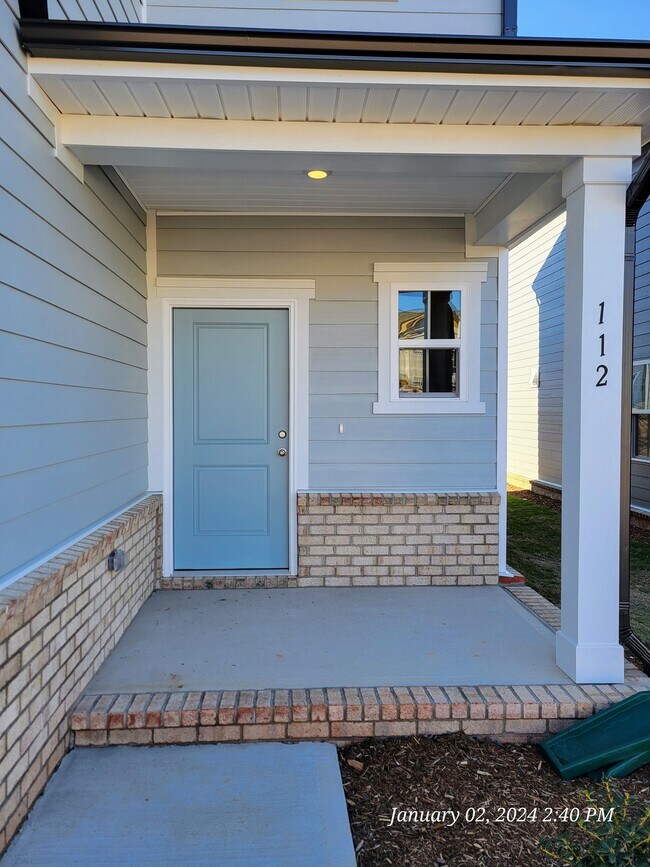 Building Photo - 112 Katrine Way
