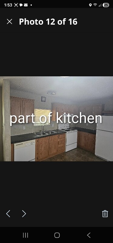 Foto del edificio - 233 Tracer Ave