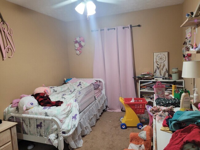 Foto del edificio - 1132 Holly Hills Dr SW