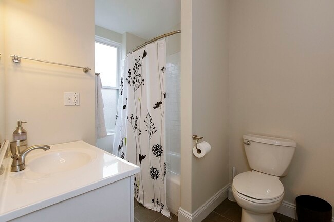 Foto del edificio - 220 Northampton St