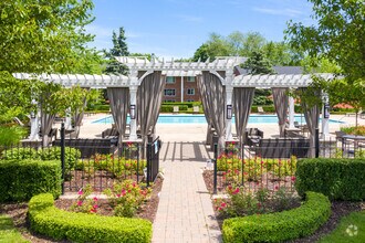 Building Photo - GreenBrier