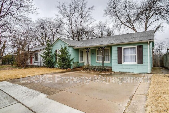 Foto del edificio - 3024 8th Ave