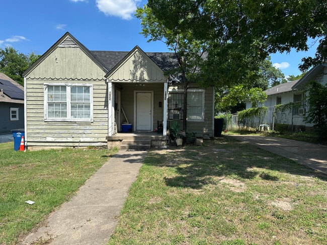Building Photo - 1826 Ramsey Ave