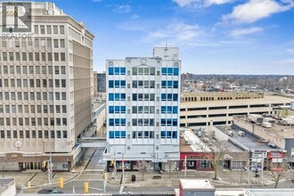 Building Photo - 540 Ouellette Ave