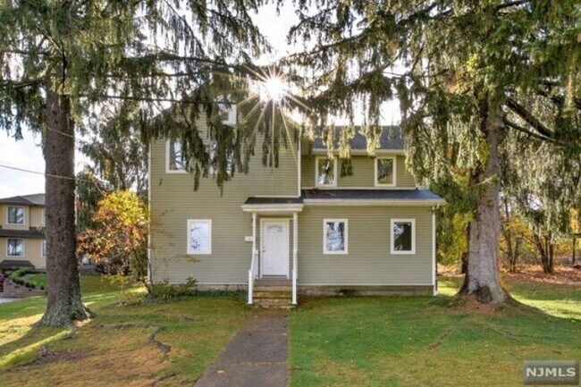 Building Photo - 141 Kiel Ave