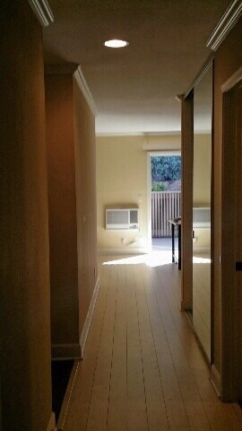 Building Photo - La Jolla 2bed 2bath, hardwood floors, patio, upgraded