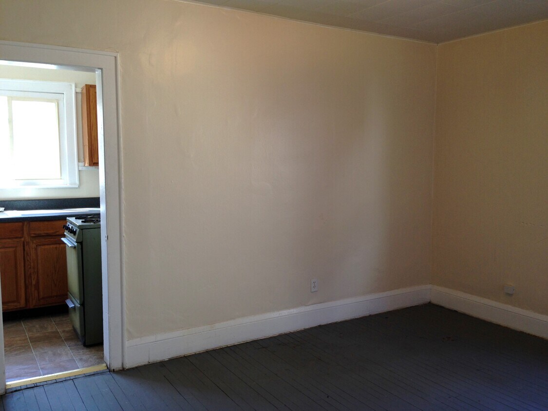 Foto principal - 864 Chalker St