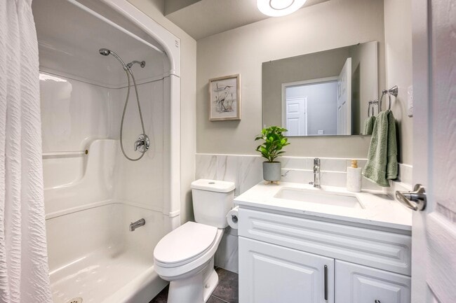 Bathroom - Waterloo Heights Apartments & Townhomes