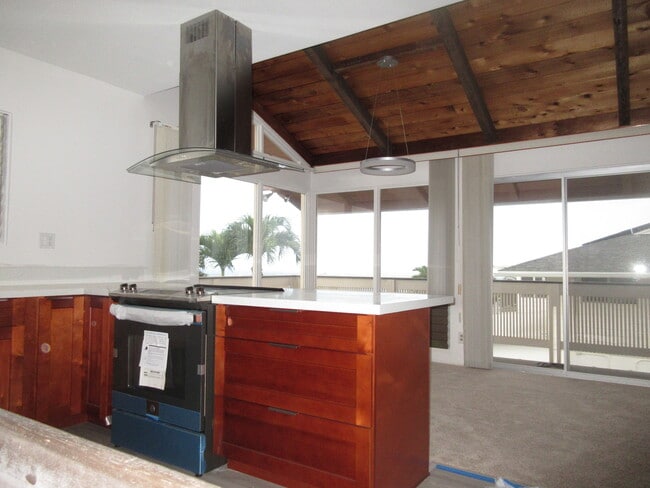 Building Photo - 98-1329-1329 Kulawai St