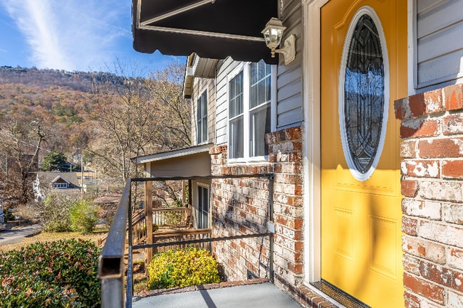 Foto del edificio - 1313 W 46th St