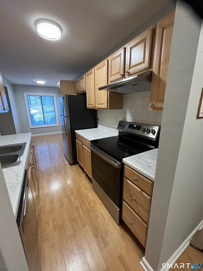 Foto del edificio - 85 Woodsedge Dr