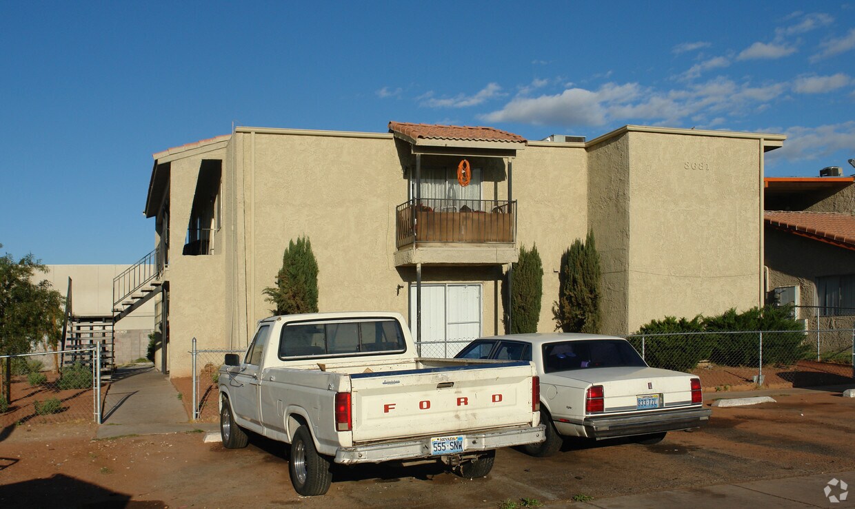 Building Photo - 3681 Ala Dr