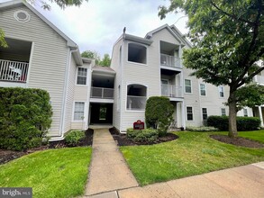 Building Photo - 124 Walden Cir