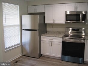 Building Photo - 1253 Valley Leaf Ct