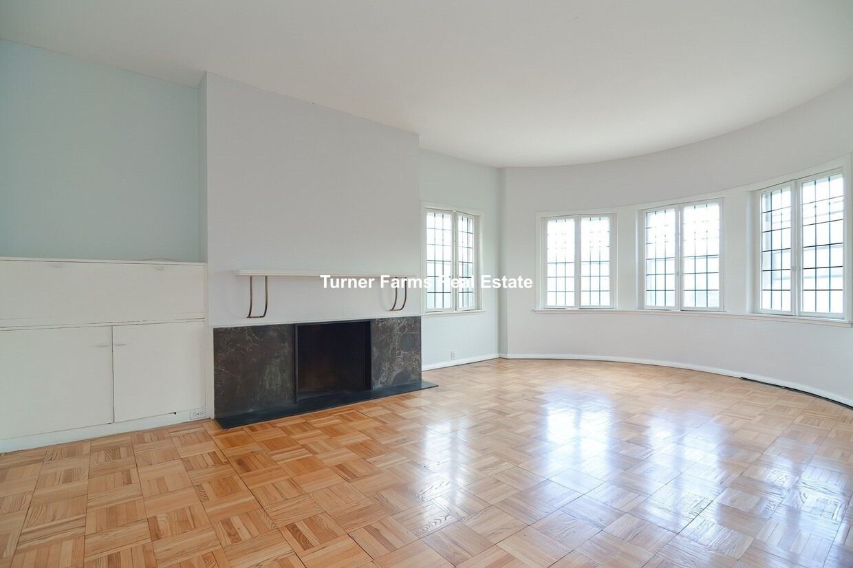 Foto principal - 923 Beacon St