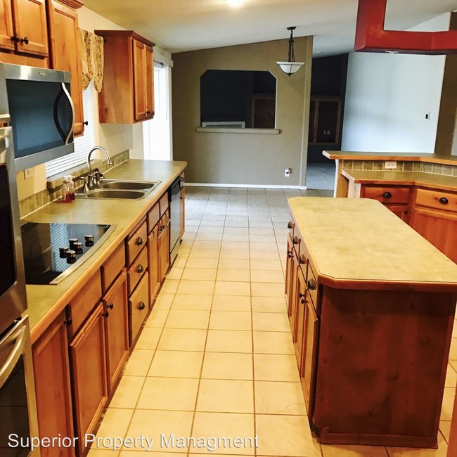 Building Photo - 3 br, 2 bath House - 9524 Hardtrigger Rd