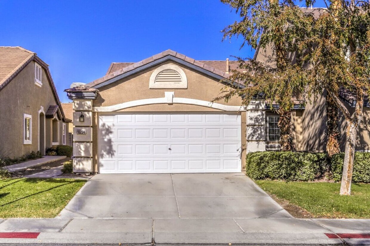 fully furnished in the heart of Summerlin - fully furnished in the  heart  of Summerlin