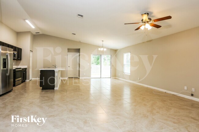 Building Photo - 260 Ensenada St SE