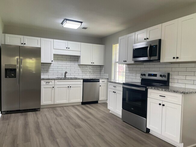 Foto del edificio - 4474 Fulcher Rd