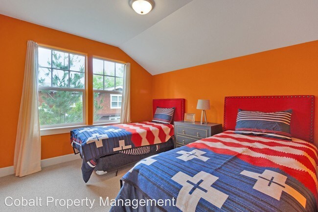 Foto del edificio - 1508 NW John Fremont St