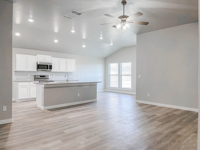 Building Photo - 1705 133rd St