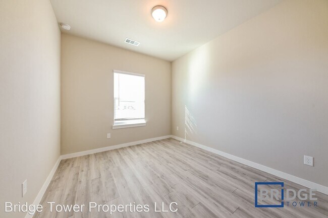 Building Photo - 4 br, 2.5 bath House - 4625 Goodspring Lane