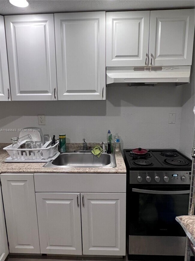 Foto del edificio - 3640 NW 9th St