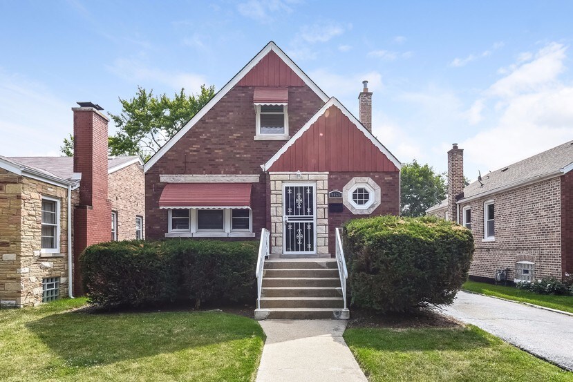 Primary Photo - 9625 S Maplewood Ave