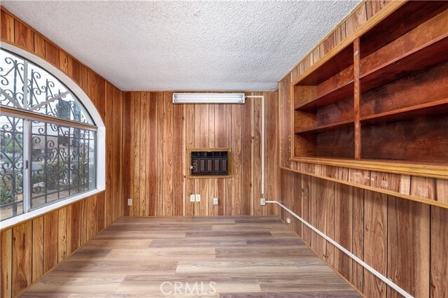 Building Photo - 14403 Hallwood Dr