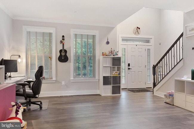 Building Photo - 937 Marzoff Rd