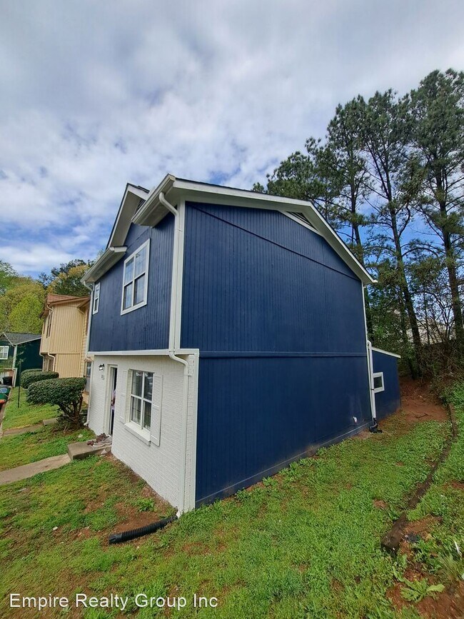 Building Photo - 2 br, 2.5 bath House - 2055 Lenoa Lane