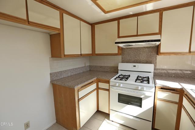 Building Photo - 1211 Huntington Dr