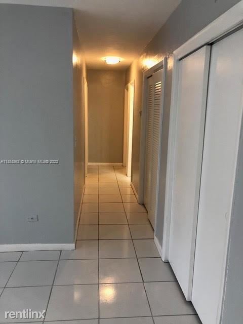 Building Photo - 3 br, 2 bath House - 9454 SW 77th Ave Apt S6