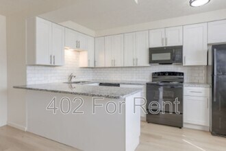 Building Photo - 1056 S 29th St