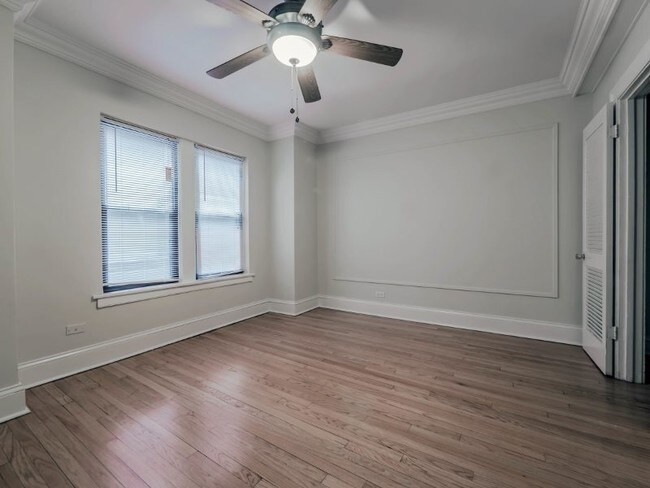 Foto del edificio - 219 E Chestnut St