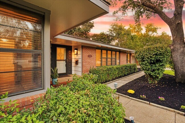 Foto del edificio - 524 N Wharton St