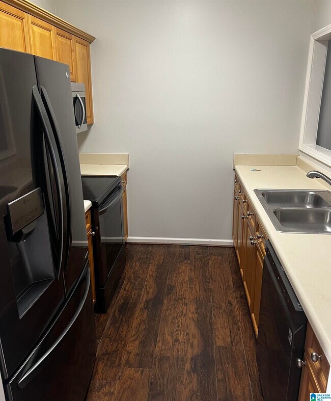 Foto del edificio - 2304 Crowns Ln