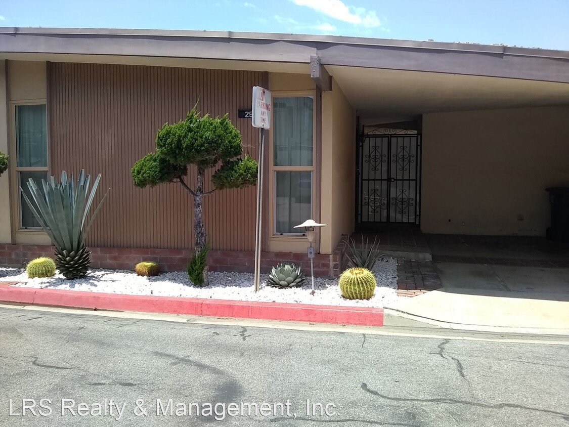 Primary Photo - 3 br, 2 bath House - 25 Merit Park Dr.