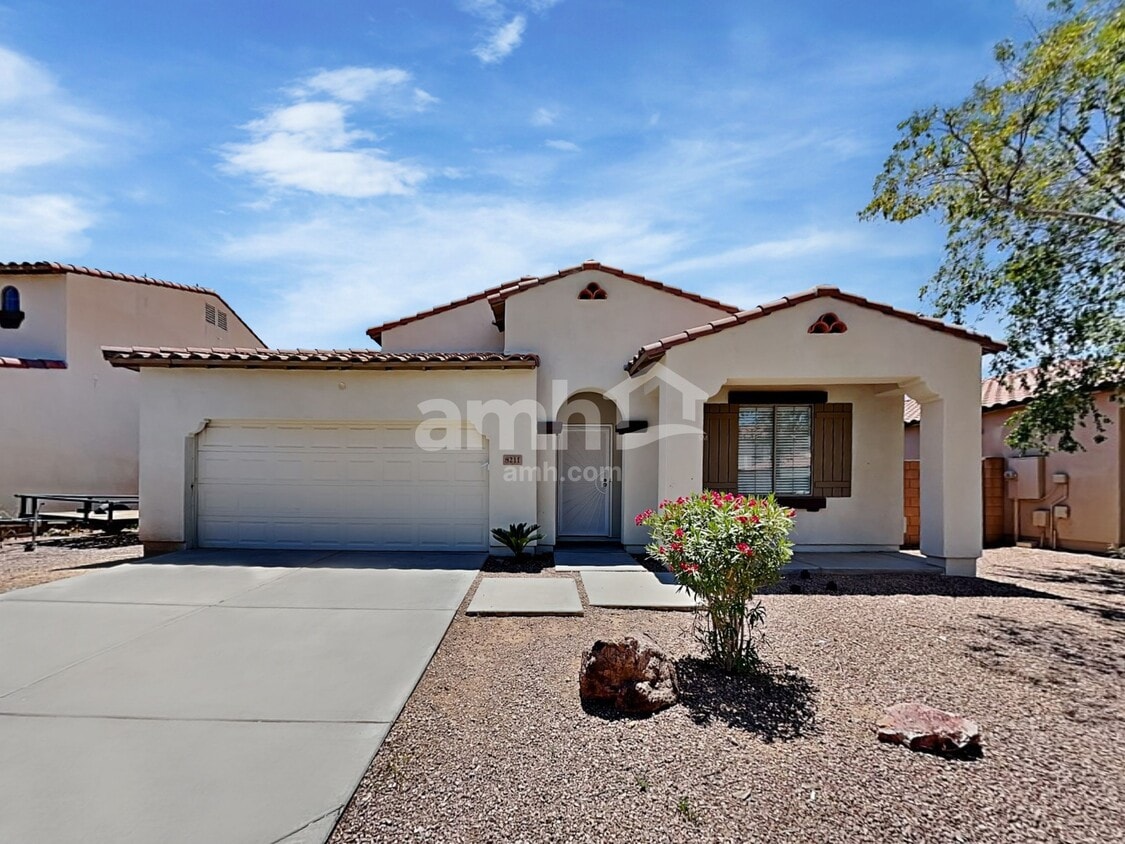 Foto principal - 8211 W Forest Grove Ave