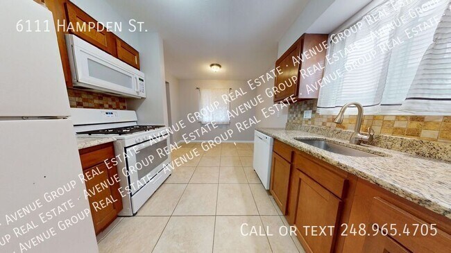 Foto del edificio - 6111 Hampden St