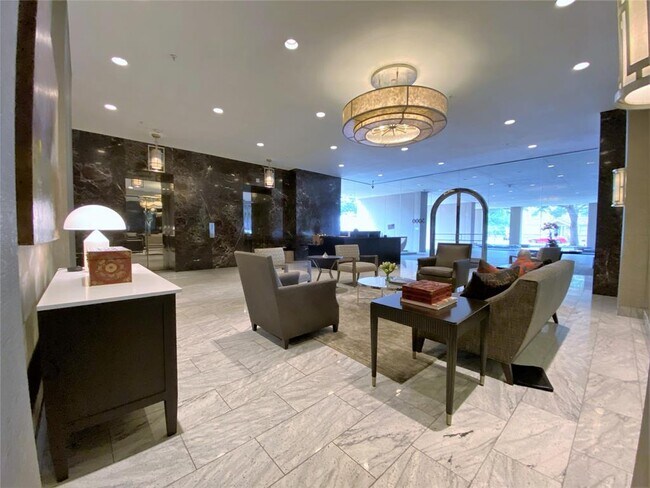 Foto del edificio - 5000 Montrose Blvd