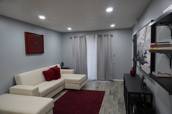 Foto del edificio - 320 Brown St St
