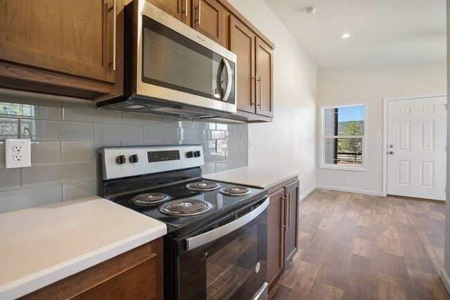 Foto del edificio - Woodland Park Townhome!