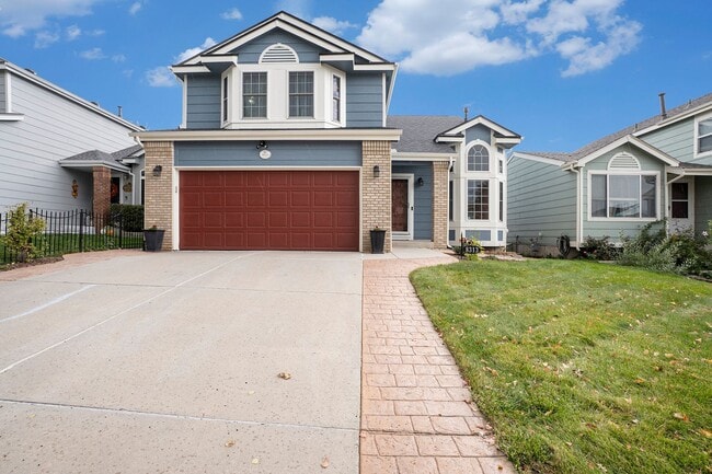 Spacious 4-Bedroom Home in District 20 wit... - Spacious 4-Bedroom Home in District 20 wit...