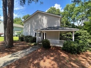 Building Photo - 113 Country Town Dr